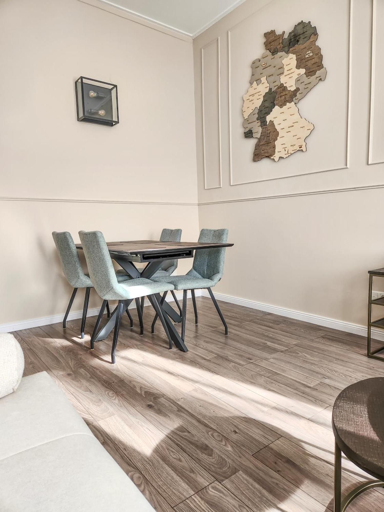 Geli Homes L1 - 2X Zimmer, 2X Kingsize Bett, 1 Bis 4 Personen, Parkplatz, Tv, Wifi, Top Kueche, Kaffee, Tee Lünen Εξωτερικό φωτογραφία