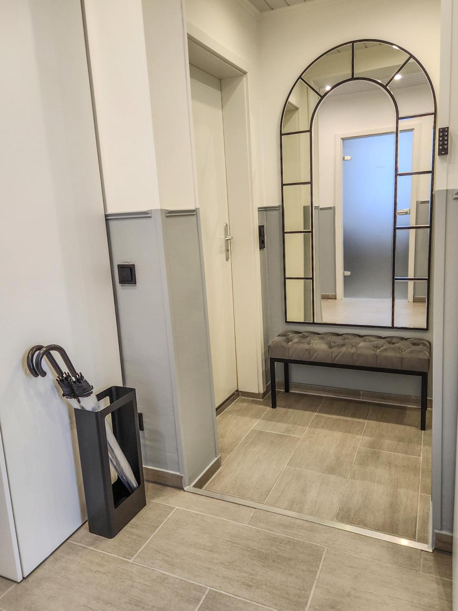 Geli Homes L1 - 2X Zimmer, 2X Kingsize Bett, 1 Bis 4 Personen, Parkplatz, Tv, Wifi, Top Kueche, Kaffee, Tee Lünen Εξωτερικό φωτογραφία